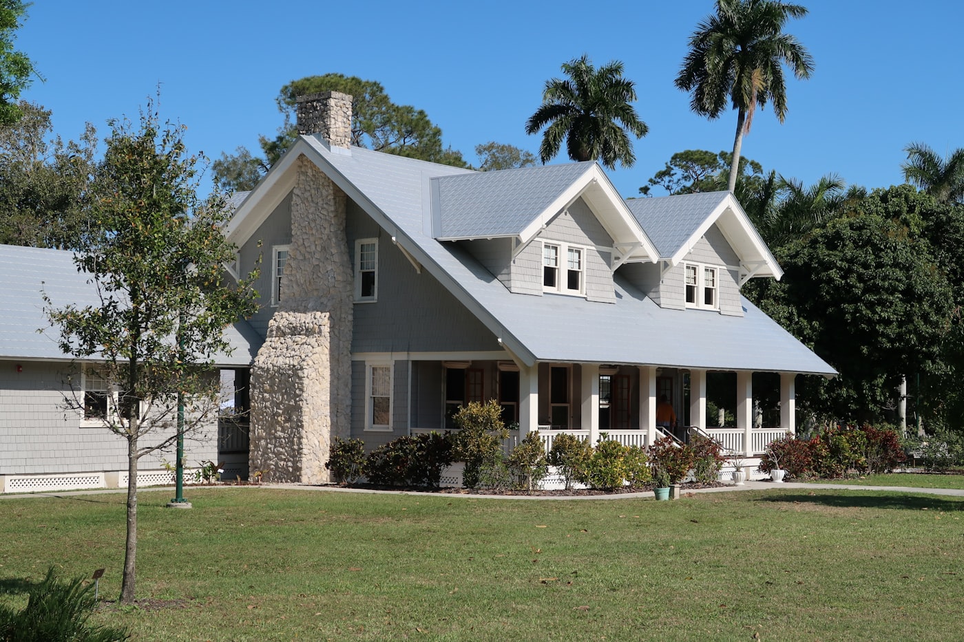 Long Island home exterior served by Cape Construction